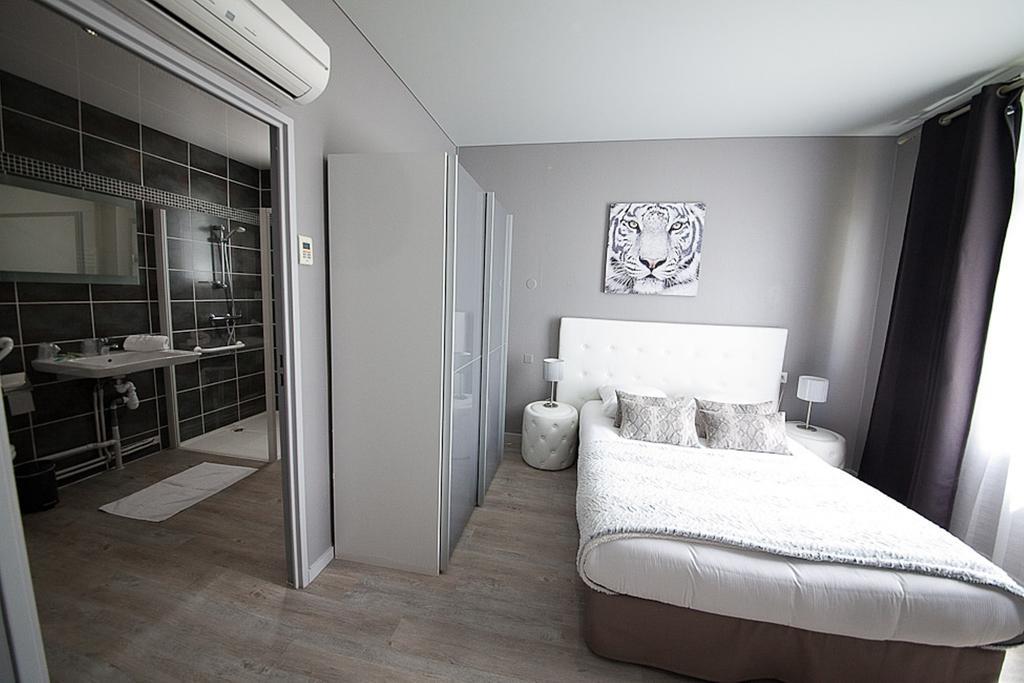 Belle Hotel
