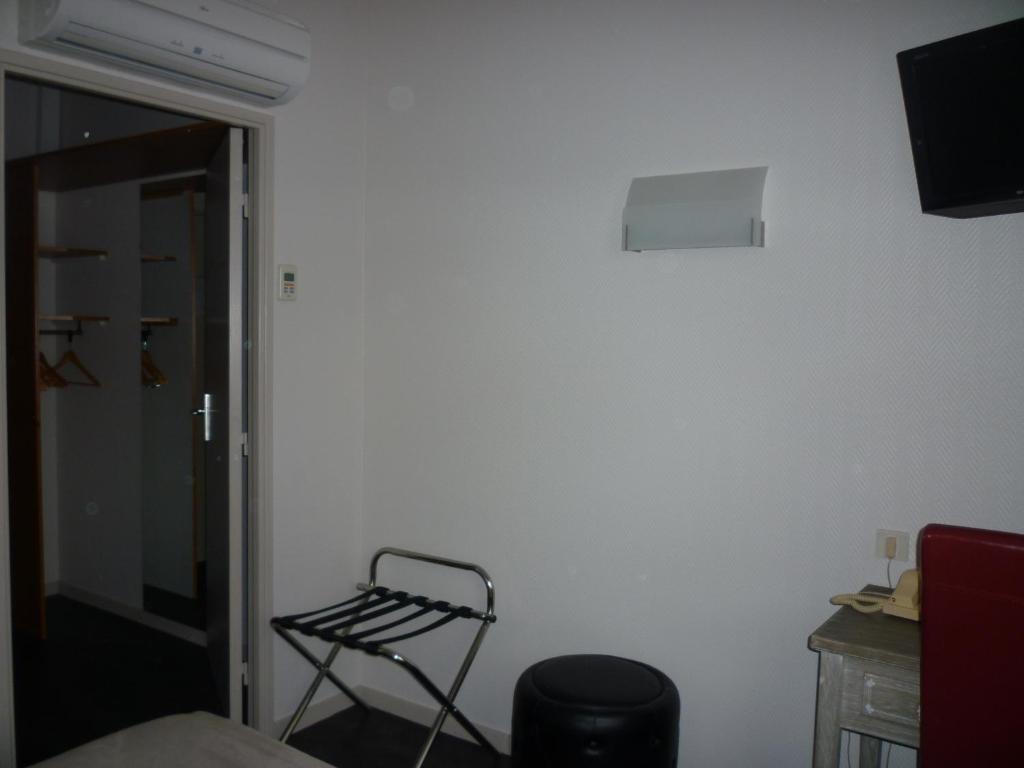 Belle Hotel